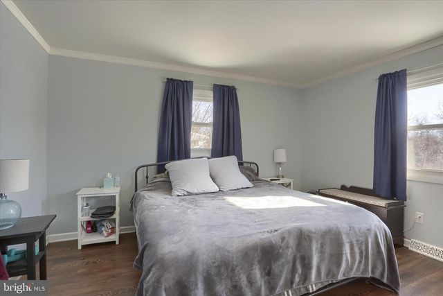 5453 DEVONSHIRE RD, Harrisburg, PA 17112