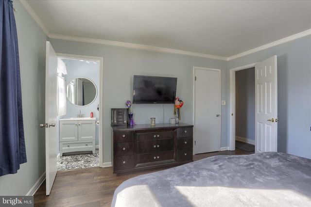 5453 DEVONSHIRE RD, Harrisburg, PA 17112