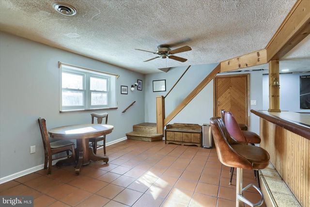 5453 DEVONSHIRE RD, Harrisburg, PA 17112