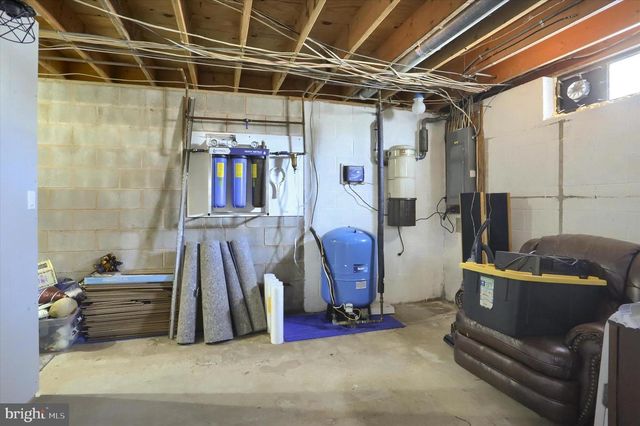 5453 DEVONSHIRE RD, Harrisburg, PA 17112