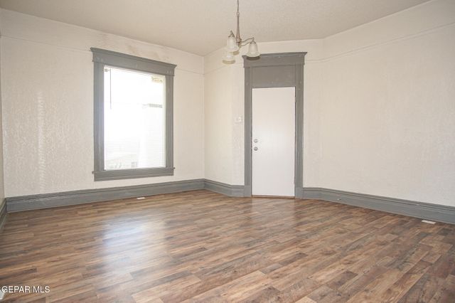 2111 Portland Avenue 2, El Paso, TX 79930