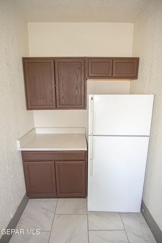 2111 Portland Avenue 2, El Paso, TX 79930