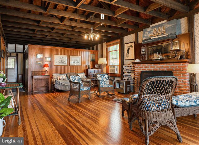 18167 RIVER RD, Tall Timbers, MD 20690