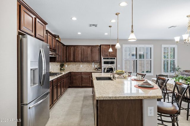 957 E ROJO Way, Gilbert, AZ 85297