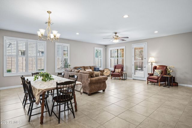 957 E ROJO Way, Gilbert, AZ 85297