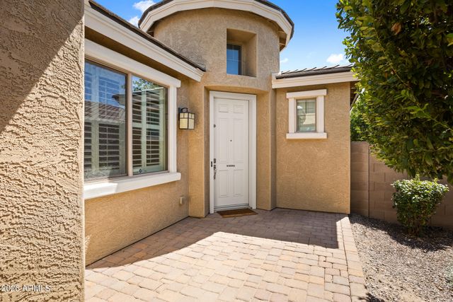 957 E ROJO Way, Gilbert, AZ 85297