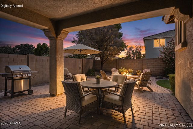 957 E ROJO Way, Gilbert, AZ 85297