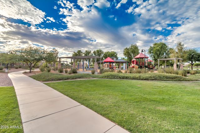 957 E ROJO Way, Gilbert, AZ 85297