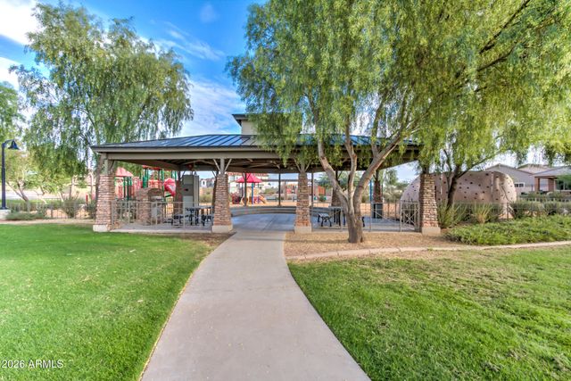 957 E ROJO Way, Gilbert, AZ 85297