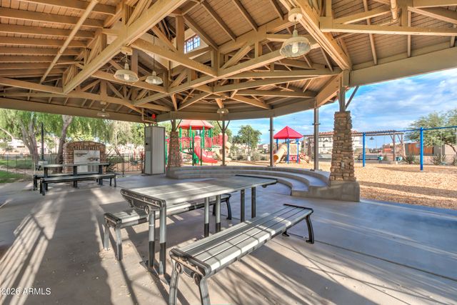 957 E ROJO Way, Gilbert, AZ 85297