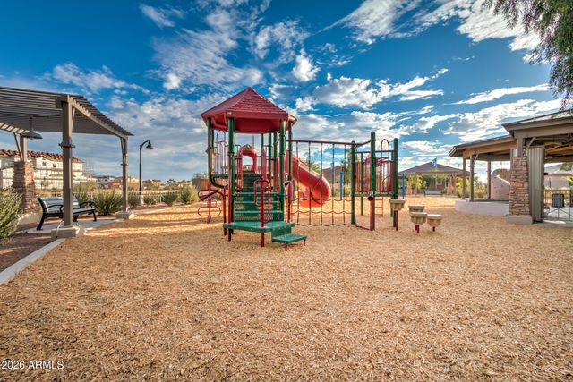 957 E ROJO Way, Gilbert, AZ 85297