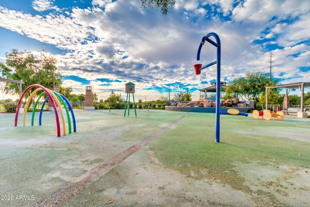 957 E ROJO Way, Gilbert, AZ 85297