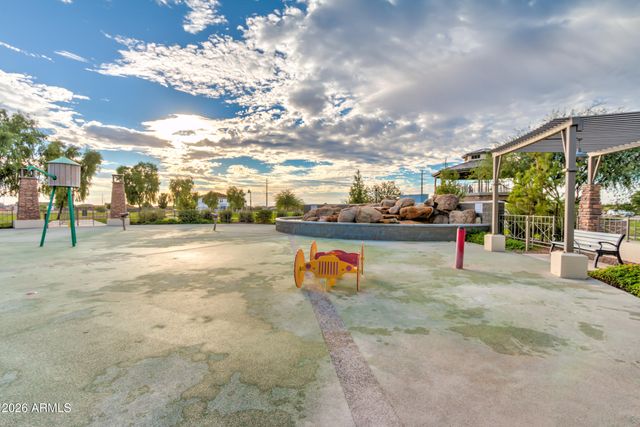 957 E ROJO Way, Gilbert, AZ 85297