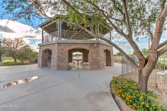 957 E ROJO Way, Gilbert, AZ 85297