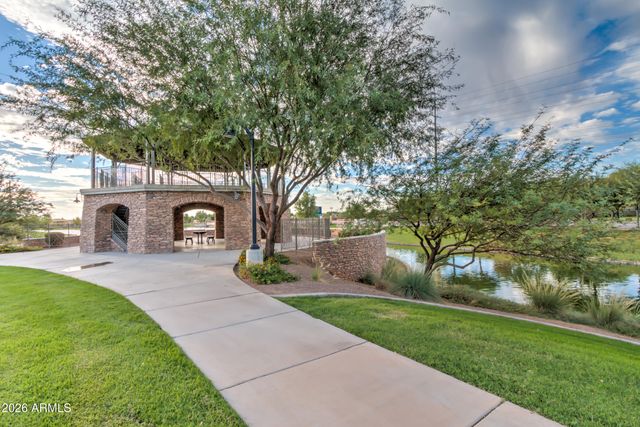 957 E ROJO Way, Gilbert, AZ 85297
