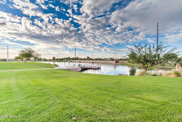 957 E ROJO Way, Gilbert, AZ 85297