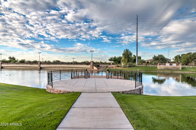 957 E ROJO Way, Gilbert, AZ 85297