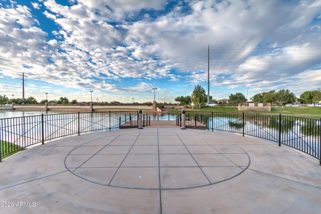 957 E ROJO Way, Gilbert, AZ 85297