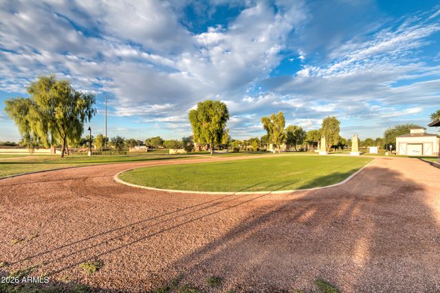 957 E ROJO Way, Gilbert, AZ 85297
