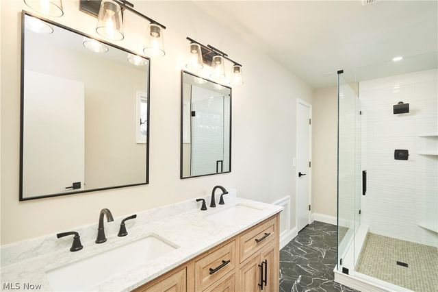 292 Wren Way, Medina, OH 44256