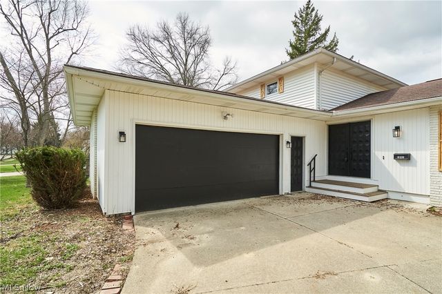 292 Wren Way, Medina, OH 44256