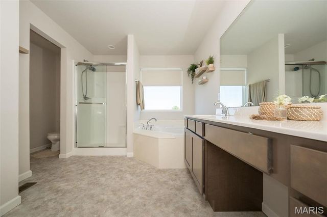 237 Mason Glen Drive, Lake St Louis, MO 63367