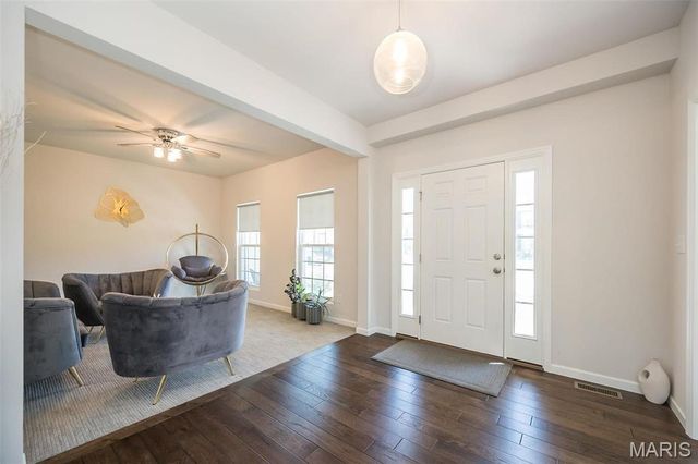237 Mason Glen Drive, Lake St Louis, MO 63367