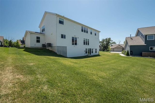237 Mason Glen Drive, Lake St Louis, MO 63367