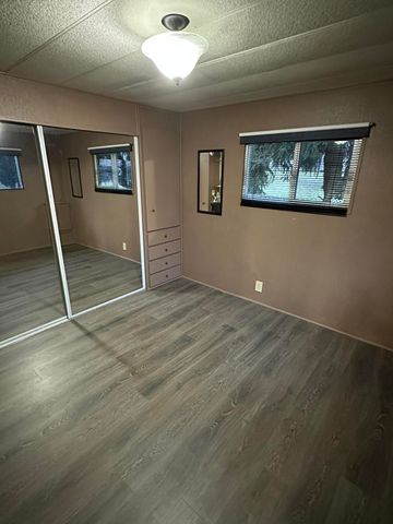 3700 Bellinger Lane SPC 49, Medford, OR 97501