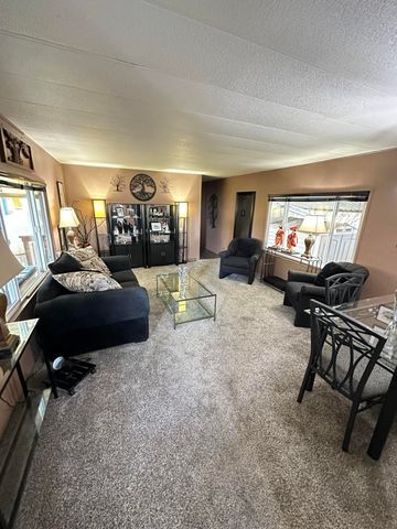 3700 Bellinger Lane SPC 49, Medford, OR 97501