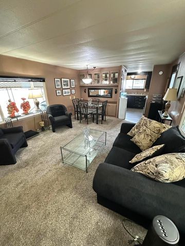 3700 Bellinger Lane SPC 49, Medford, OR 97501