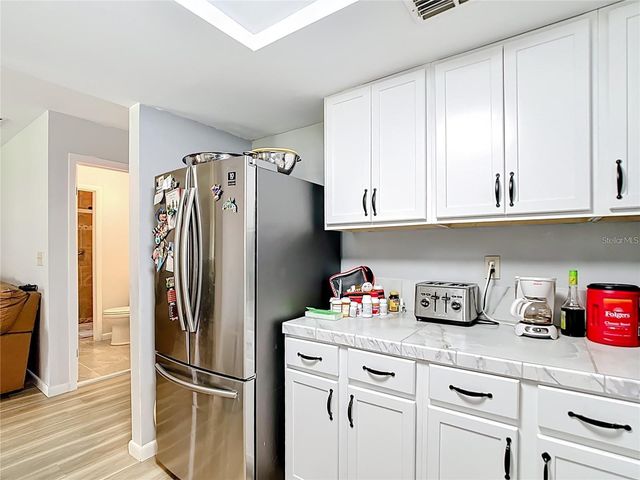 548 FAIRWAYS DRIVE B, Ocala, FL 34472