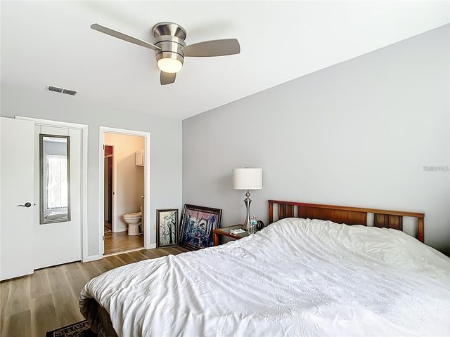 548 FAIRWAYS DRIVE B, Ocala, FL 34472