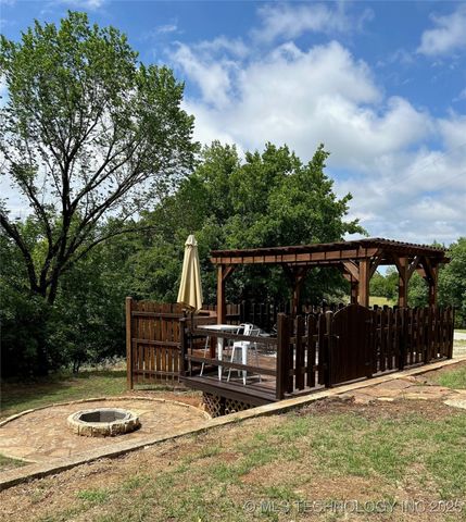 4714 Chickasaw Trail, Sulphur, OK 73086