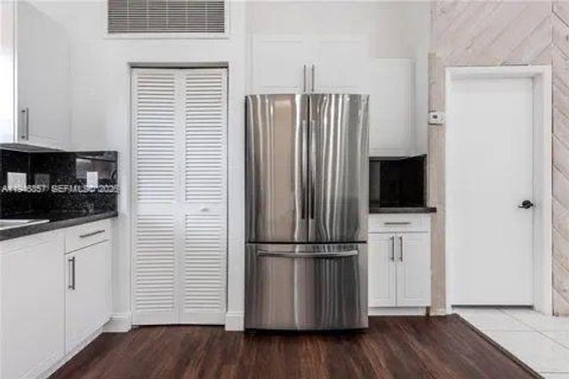 601 Leslie Dr 601, Hallandale Beach, FL 33009