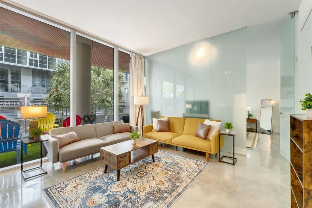 250 NW 24th St 2B, Miami, FL 33127
