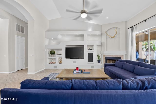 1124 W ENFIELD Place, Chandler, AZ 85286
