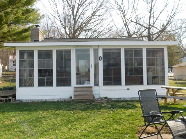 124 Peterson Drive, Cheshire Twp, MI 49055