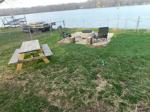 124 Peterson Drive, Cheshire Twp, MI 49055