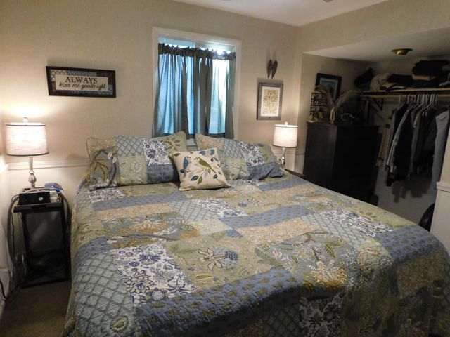 124 Peterson Drive, Cheshire Twp, MI 49055