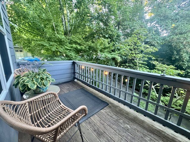 3530 S CORBETT Ave, Portland, OR 97239