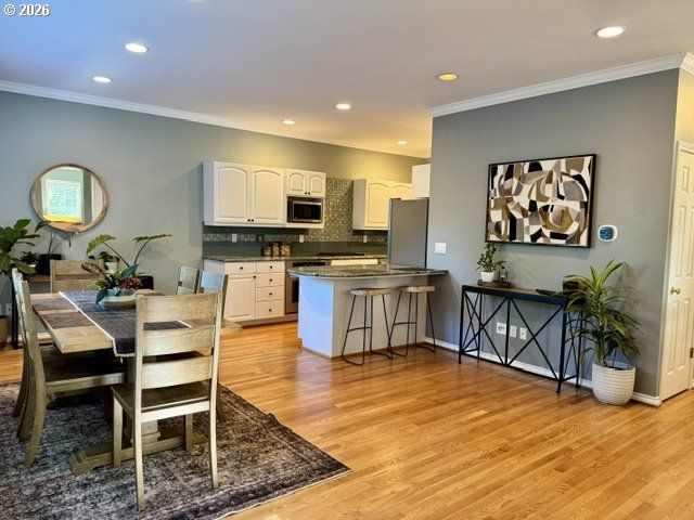 3530 S CORBETT Ave, Portland, OR 97239