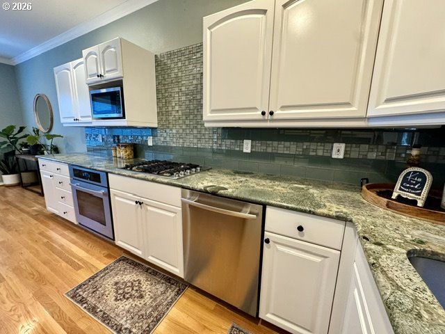 3530 S CORBETT Ave, Portland, OR 97239