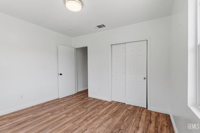 1021 S Brown Street, Bakersfield, CA 93307