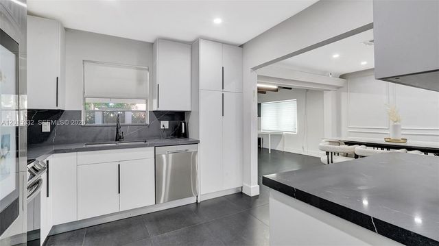 603 N 32nd Ave, Hollywood, FL 33021