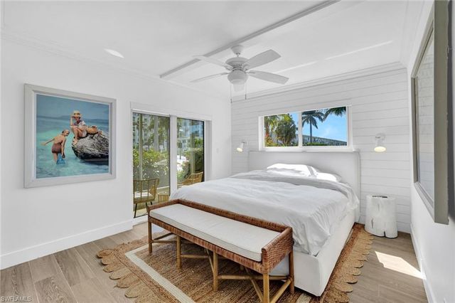 1100 Gulf Shore BLVD N 103, Naples, FL 34102