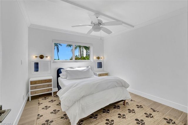 1100 Gulf Shore BLVD N 103, Naples, FL 34102