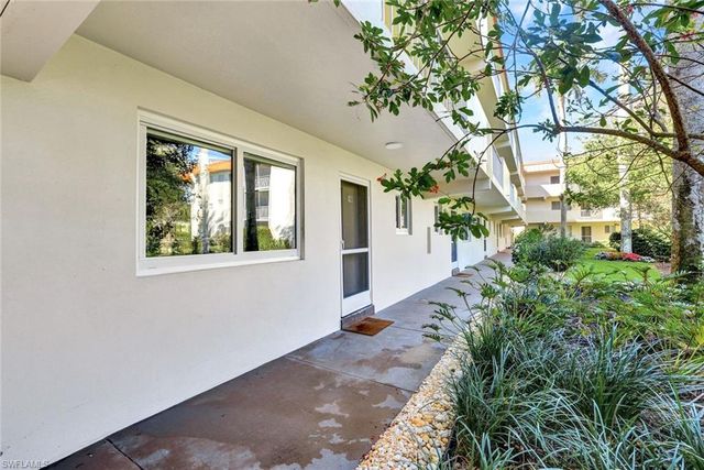 1100 Gulf Shore BLVD N 103, Naples, FL 34102