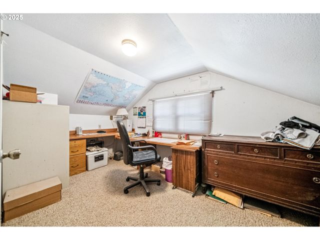 14604 WOODBURN MONITOR Rd, Woodburn, OR 97071