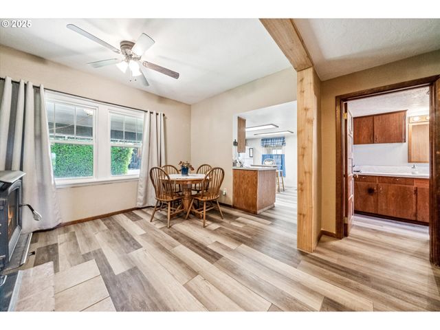 14604 WOODBURN MONITOR Rd, Woodburn, OR 97071